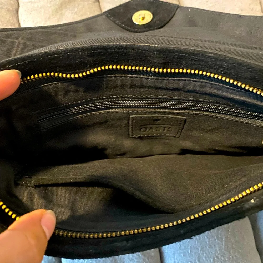 Black suede envelope purse - Picture 5 of 5